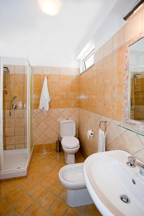 Polifemo Apartment เลโตยานนี ภายนอก รูปภาพ